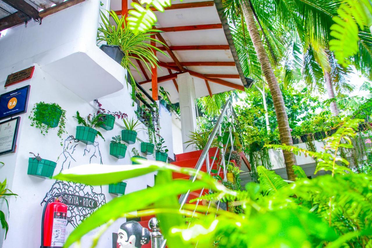 Sigiri Tarushan Home Stay Sigiriya Eksteriør bilde