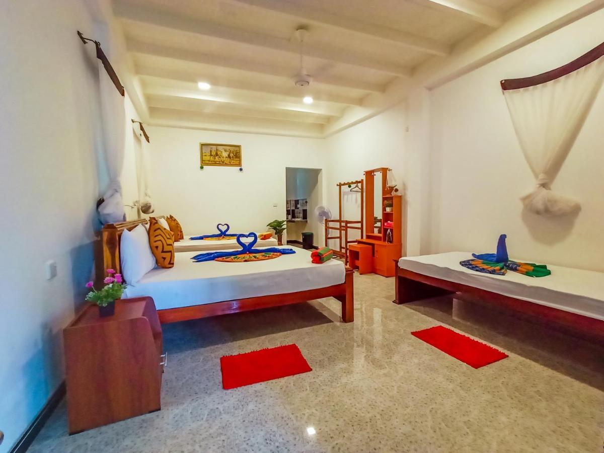 Sigiri Tarushan Home Stay Sigiriya Eksteriør bilde