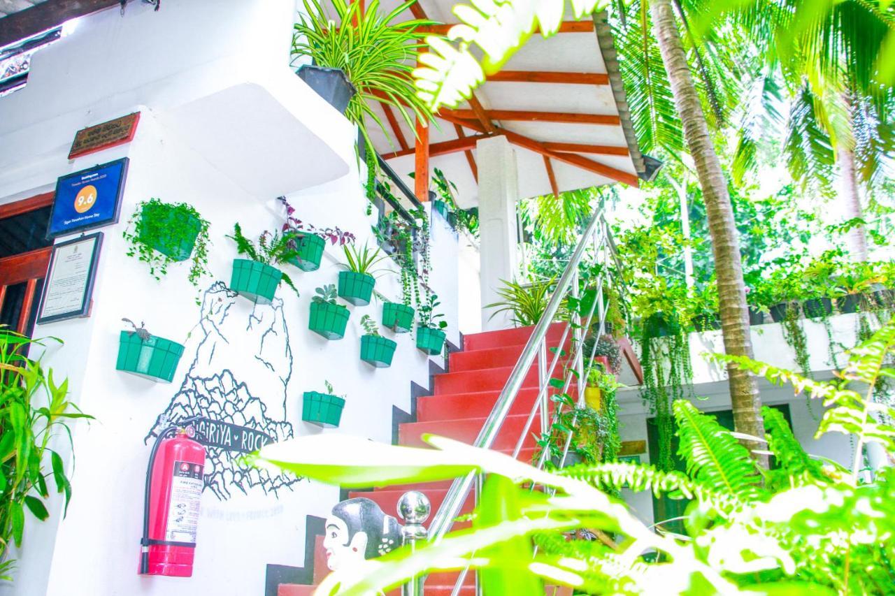 Sigiri Tarushan Home Stay Sigiriya Eksteriør bilde
