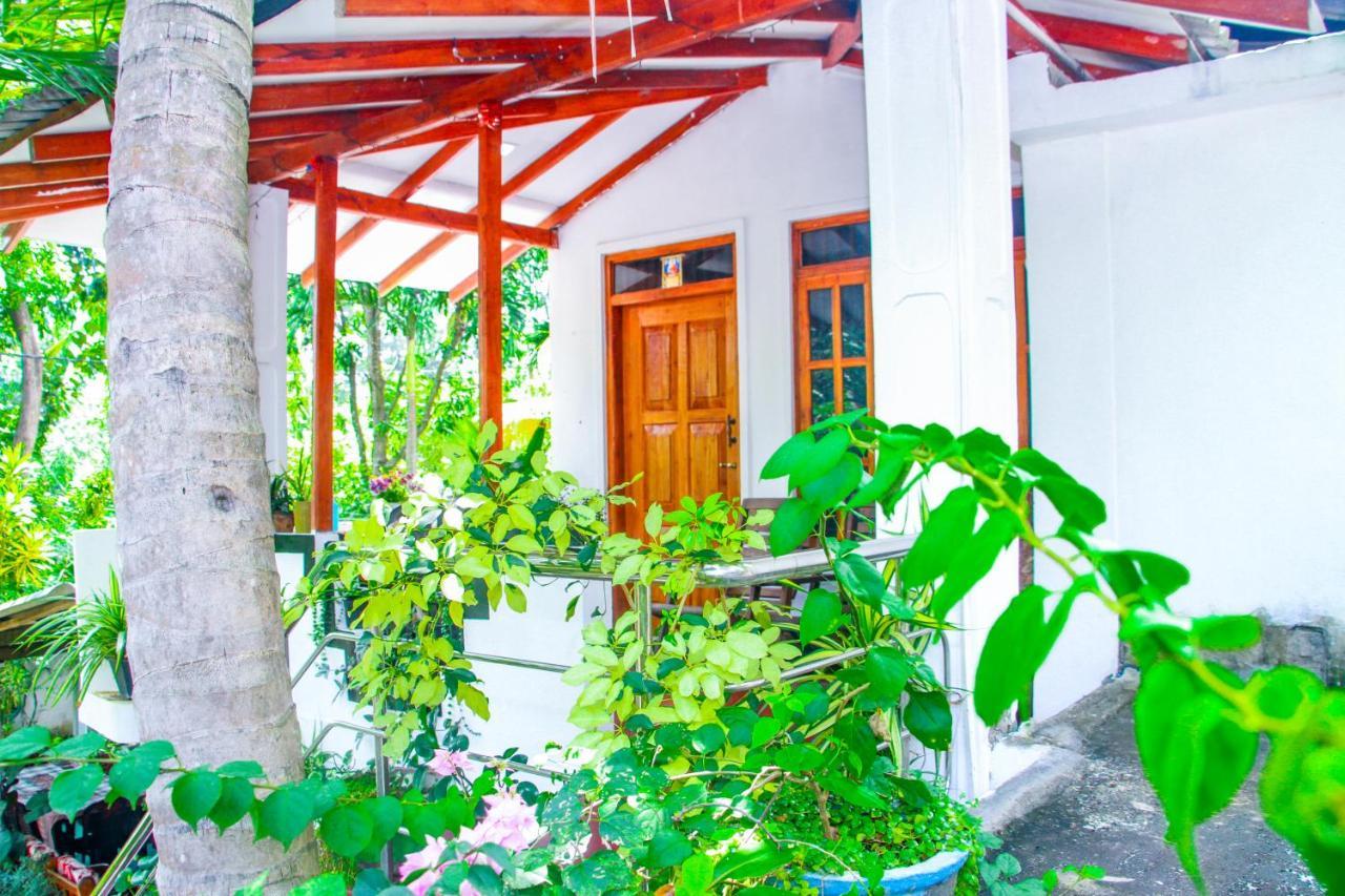 Sigiri Tarushan Home Stay Sigiriya Eksteriør bilde
