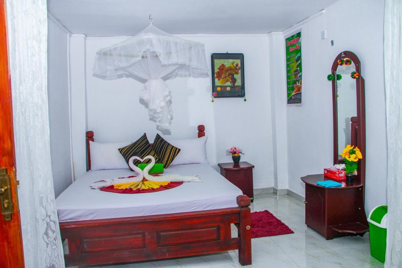 Sigiri Tarushan Home Stay Sigiriya Eksteriør bilde